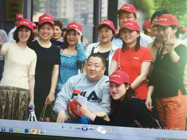 威之群征文:大爱无疆帮我走出灰暗人生!