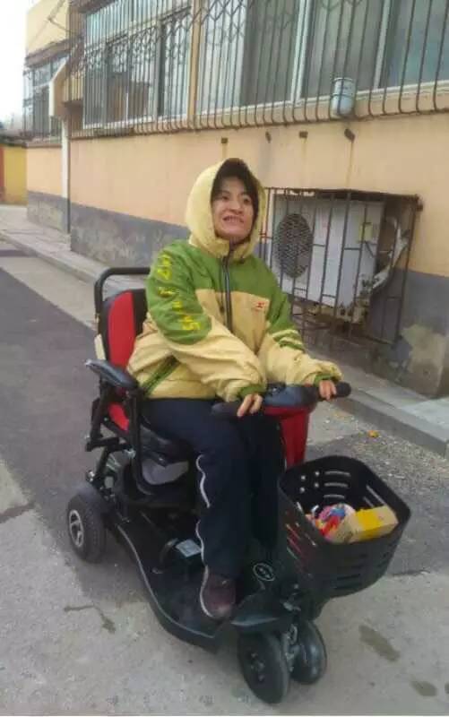 威之群电动代步车,我的新年礼物